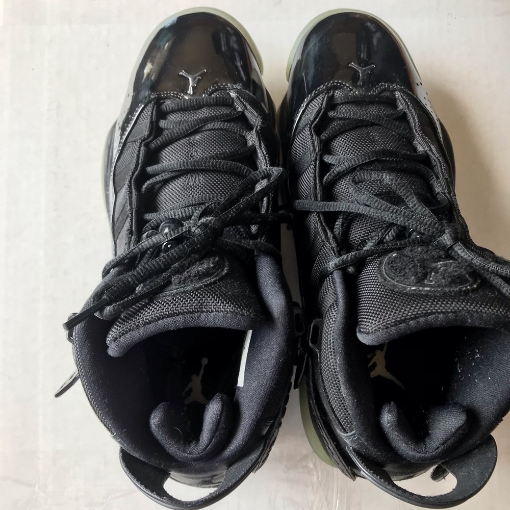 Jordan 6 Rings - Picture 3 of 6